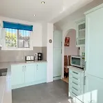 Acebo With Private Swimming Pool In Villa *